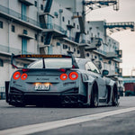 LIBERTY WALK LB-SILHOUETTE WORKS GT 35GT-RR WIDEBODY KIT FOR R35 NISSAN GT-R