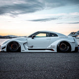 LIBERTY WALK LB-SILHOUETTE WORKS GT 35GT-RR WIDEBODY KIT FOR R35 NISSAN GT-R