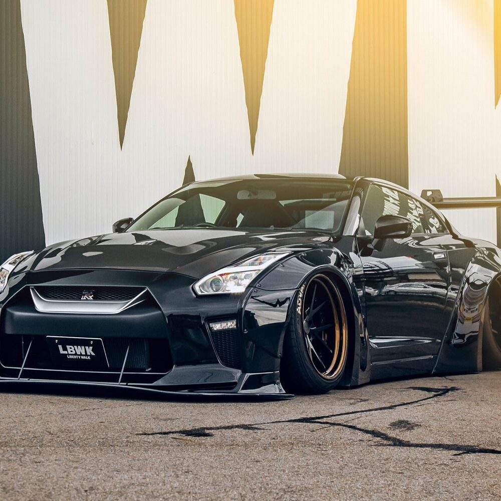 LIBERTY WALK LB-WORKS TYPE-1.5 WIDEBODY KIT FOR R35 NISSAN GT-R (2017 ...