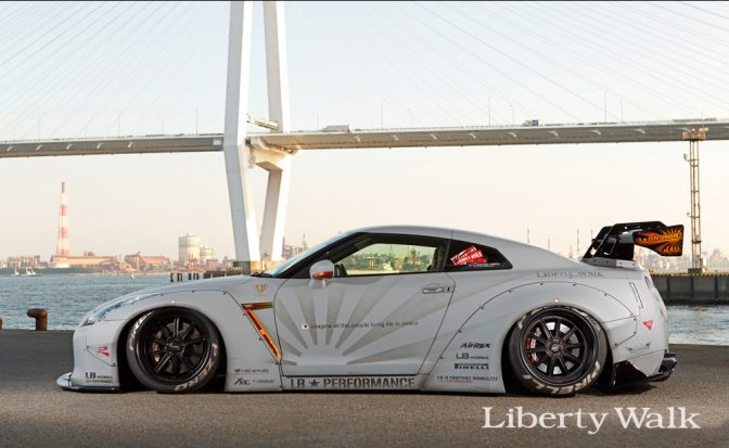FROM JAPAN 　　LB Works Nissan GT-R LB-WORKS NISSAN GT-R R35 type 1 - Liberty Walk | リバティー
