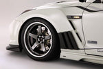 VARIS ’14 VERSION WIDE FRONT FENDER + CARBON LOUVER FIN SET FOR 2009-19 NISSAN GT-R [R35] VANI-074+VANI-090