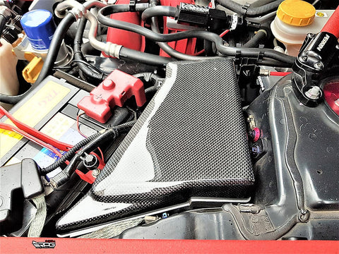 Vacuum Carbon Engine Bay Fuse Box Cover