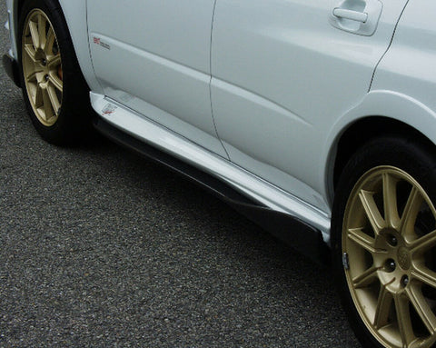 CS977SSC - CHARGE SPEED 2004-2007 SUBARU IMPREZA GD-B/F LATTER MODEL BOTTOM LINES CARBON SIDE SKIRTS